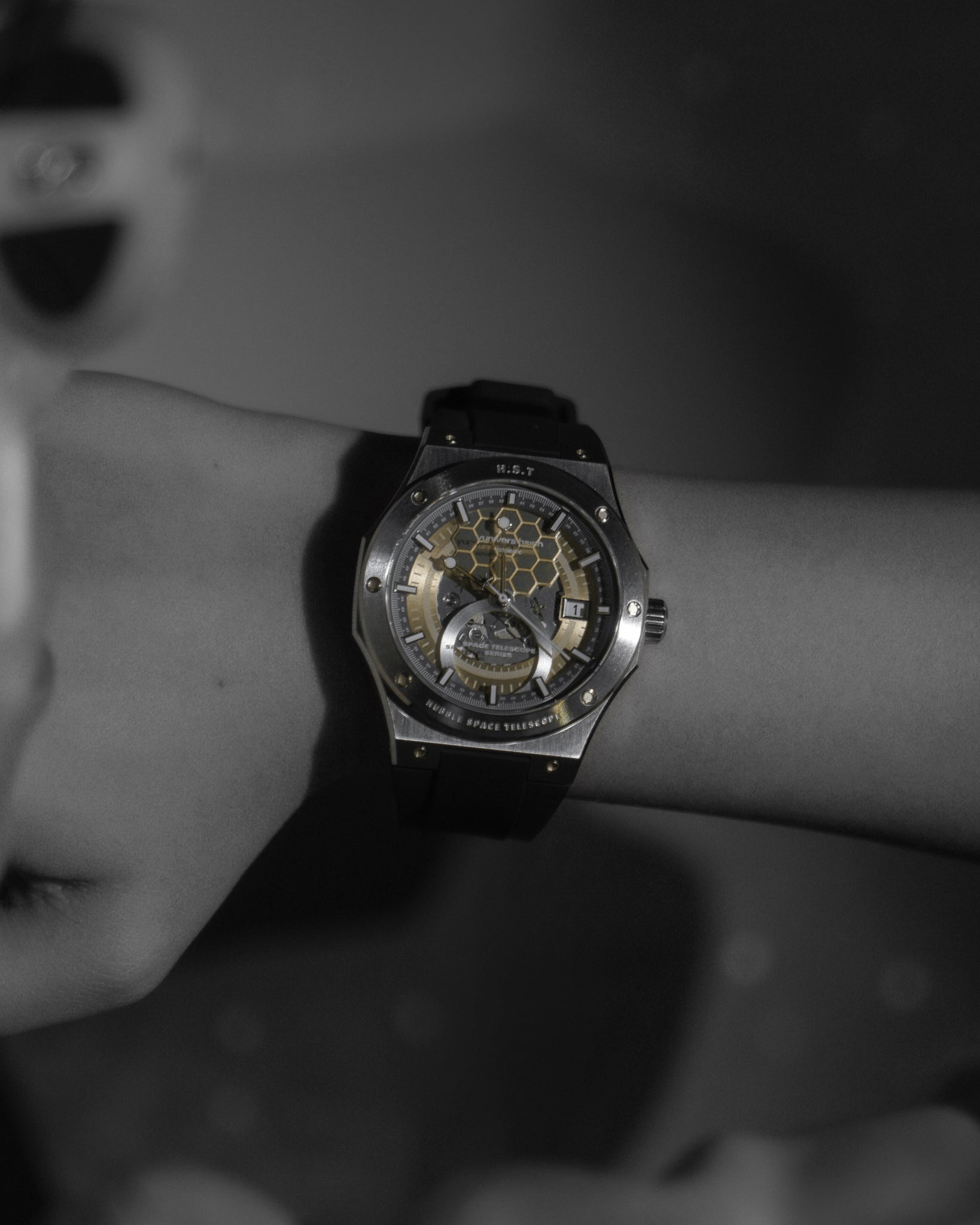 H.S.T-SILVER｜SPACE TELESCOPE SERIES｜DESIGNER SERIES