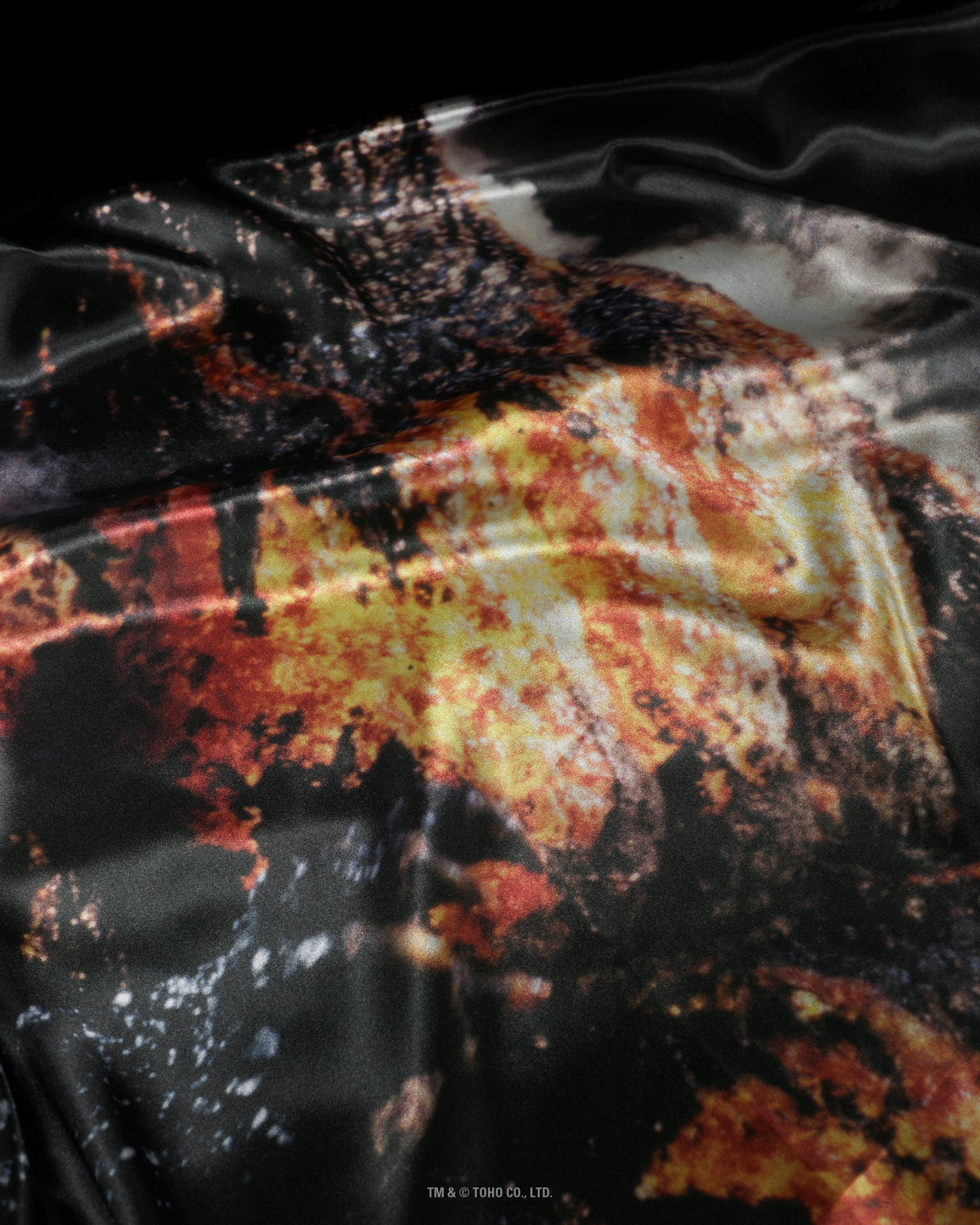 【PRE-ORDER】1995-GODZILLA｜GODZILLA 70th SERIES｜SILK SCARF SERIES｜LIMITED EDITION