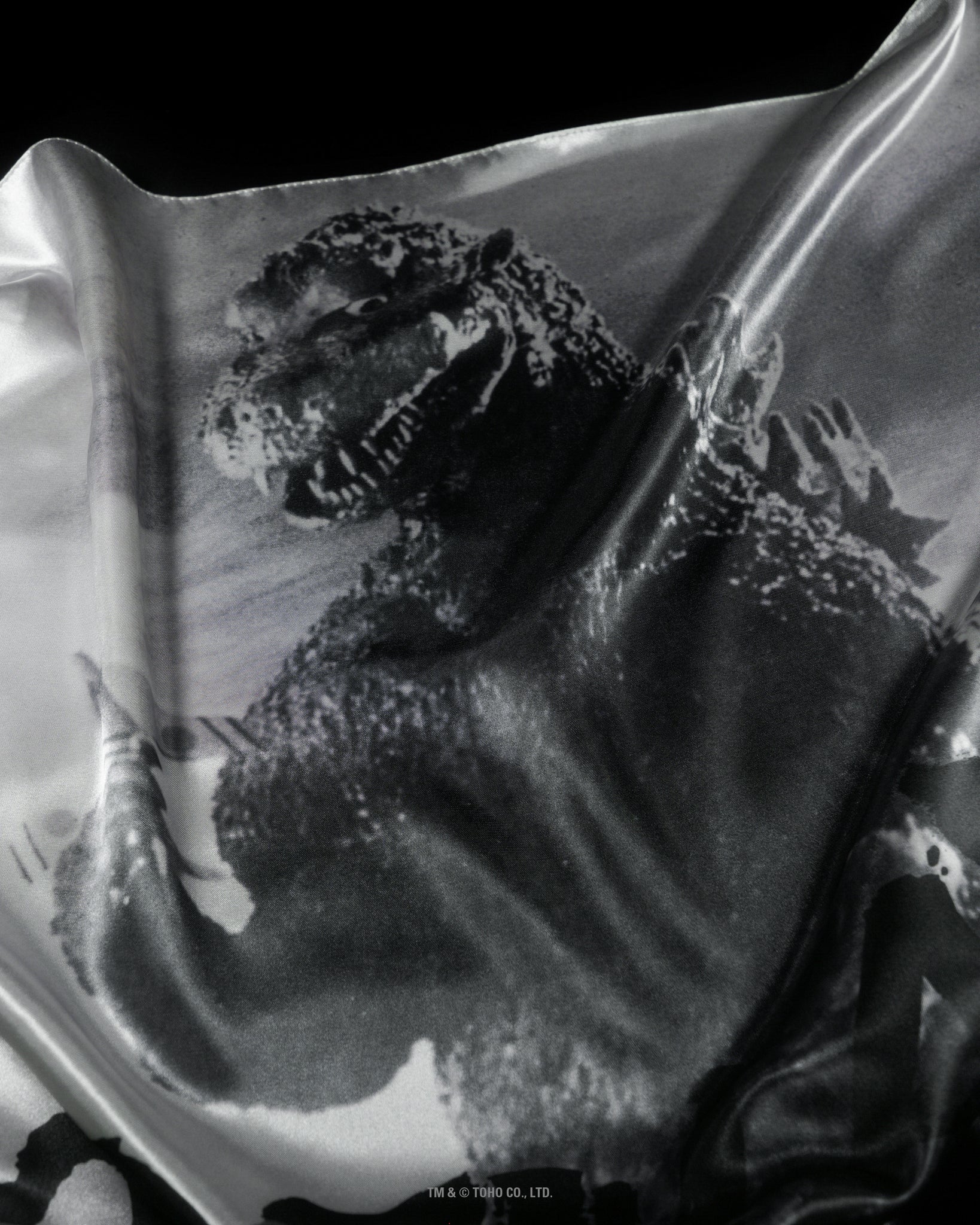 【PRE-ORDER】1954-GODZILLA｜GODZILLA 70th SERIES｜SILK SCARF SERIES｜LIMITED EDITION