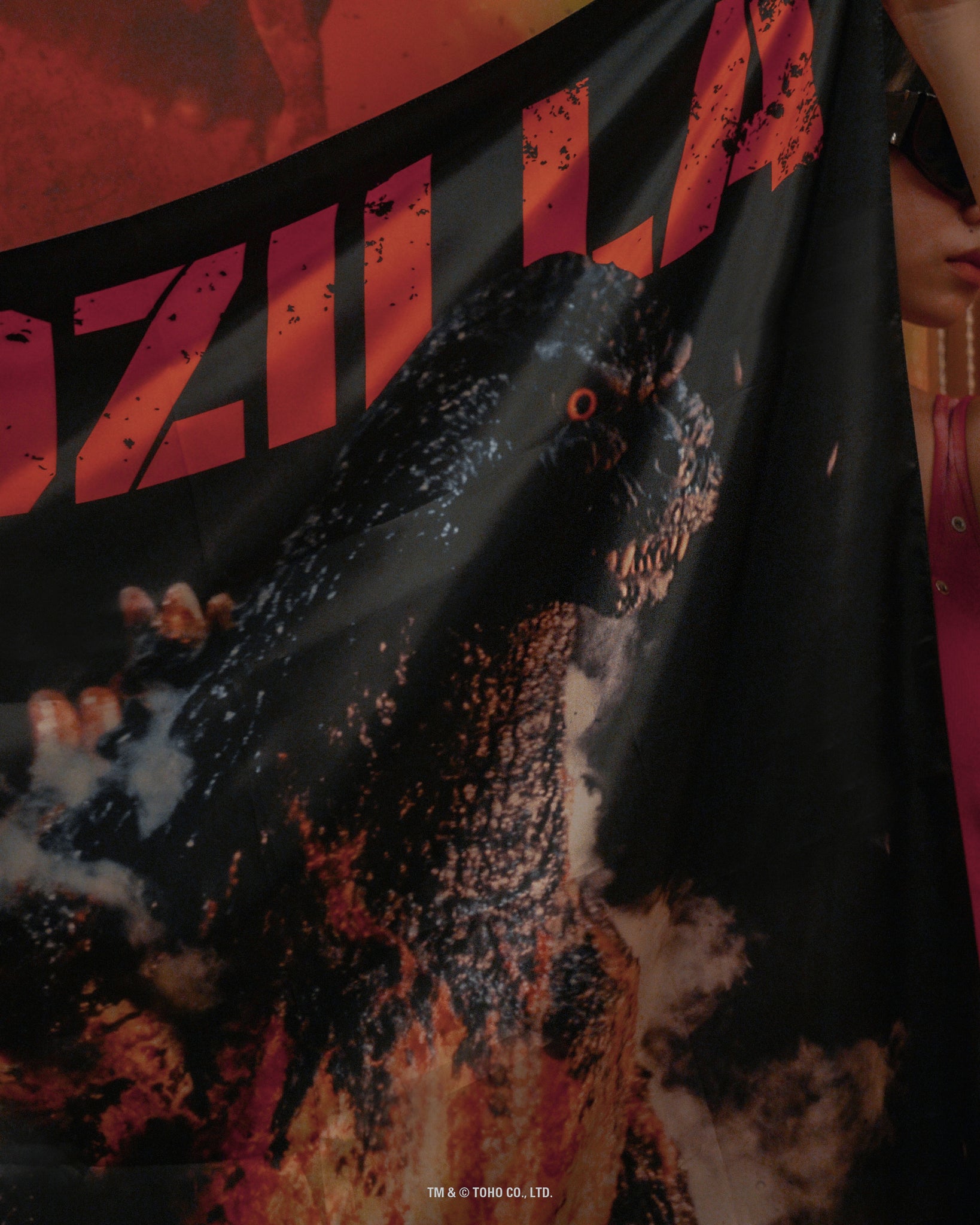 【PRE-ORDER】1995-GODZILLA｜GODZILLA 70th SERIES｜SILK SCARF SERIES｜LIMITED EDITION