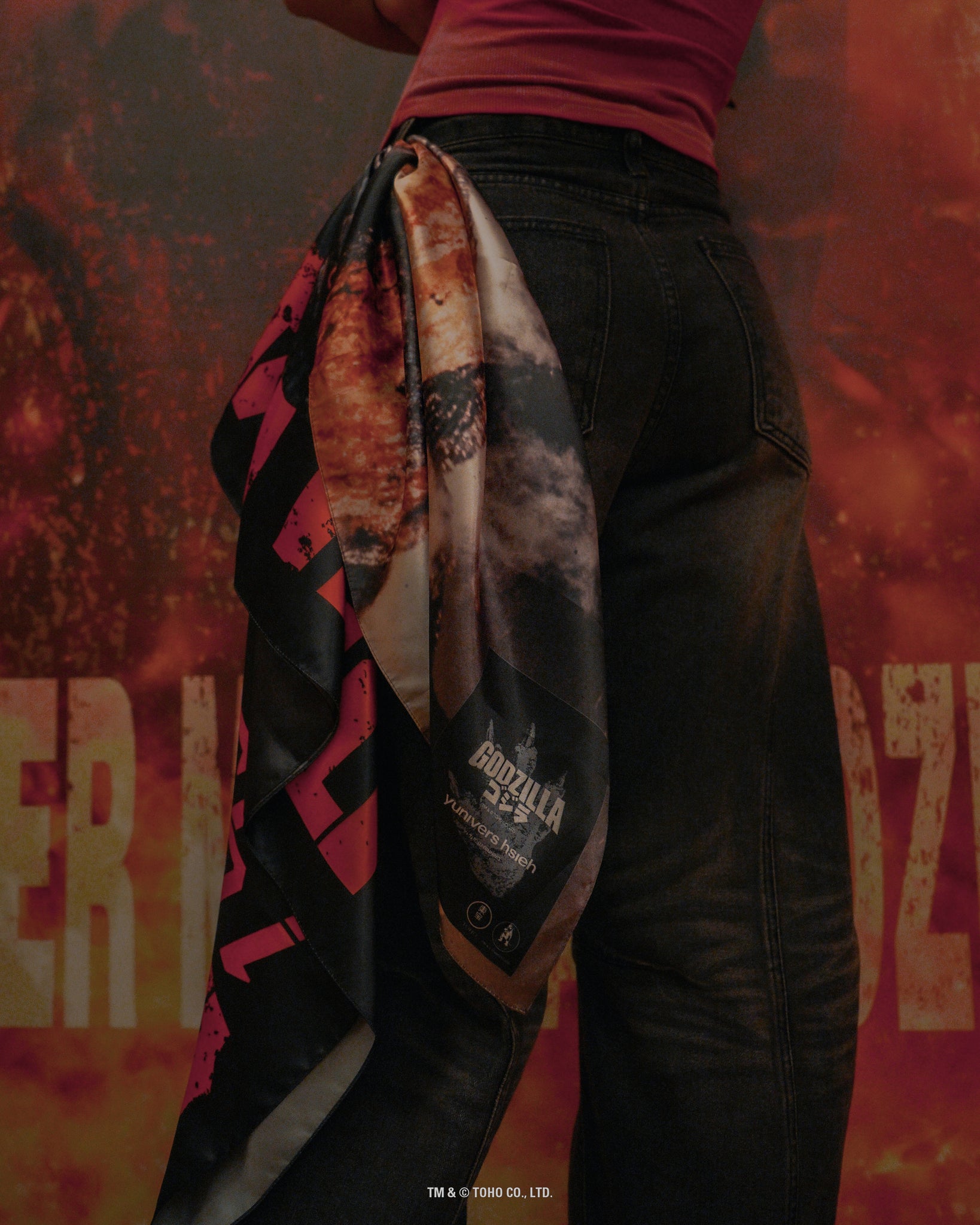 【PRE-ORDER】1995-GODZILLA｜GODZILLA 70th SERIES｜SILK SCARF SERIES｜LIMITED EDITION